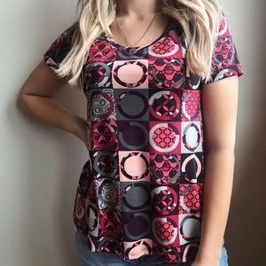 NWT LuLaRoe Classic Tee